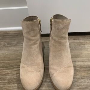 Tom’s Wedge Booties Size 8